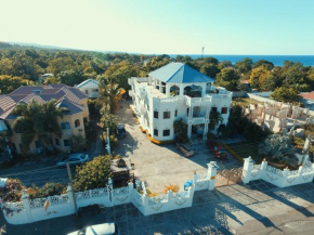 Little Savoy Guest House new
